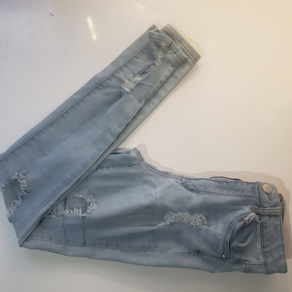 Ripped denim skinny jeans